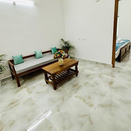 Tirupati Homestay - Shilparamam - Luxury Ac Apartments By Stayflexi - Fast Wifi, Kitchen, Android Tv - Walk To Ps4 Pure Veg Restaurant - Easy Access To Airport, Railway Station And To All Temples Exteriér fotografie