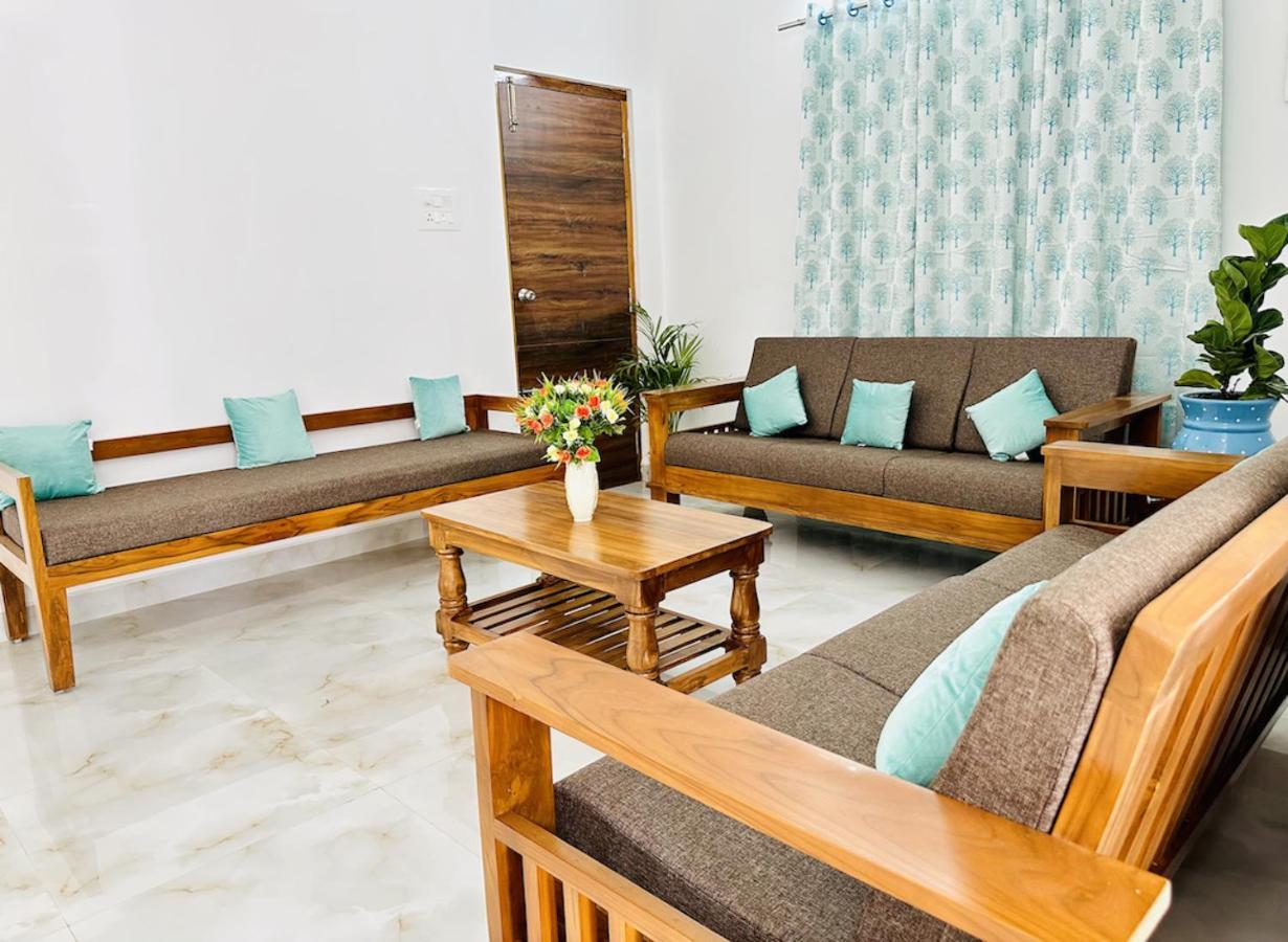 Tirupati Homestay - Shilparamam - Luxury Ac Apartments By Stayflexi - Fast Wifi, Kitchen, Android Tv - Walk To Ps4 Pure Veg Restaurant - Easy Access To Airport, Railway Station And To All Temples Exteriér fotografie