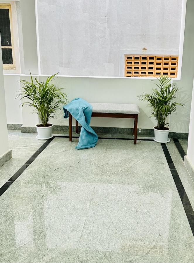 Tirupati Homestay - Shilparamam - Luxury Ac Apartments By Stayflexi - Fast Wifi, Kitchen, Android Tv - Walk To Ps4 Pure Veg Restaurant - Easy Access To Airport, Railway Station And To All Temples Exteriér fotografie
