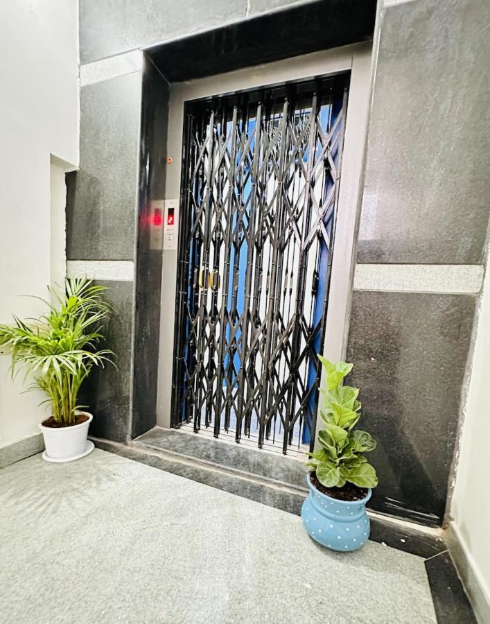Tirupati Homestay - Shilparamam - Luxury Ac Apartments By Stayflexi - Fast Wifi, Kitchen, Android Tv - Walk To Ps4 Pure Veg Restaurant - Easy Access To Airport, Railway Station And To All Temples Exteriér fotografie
