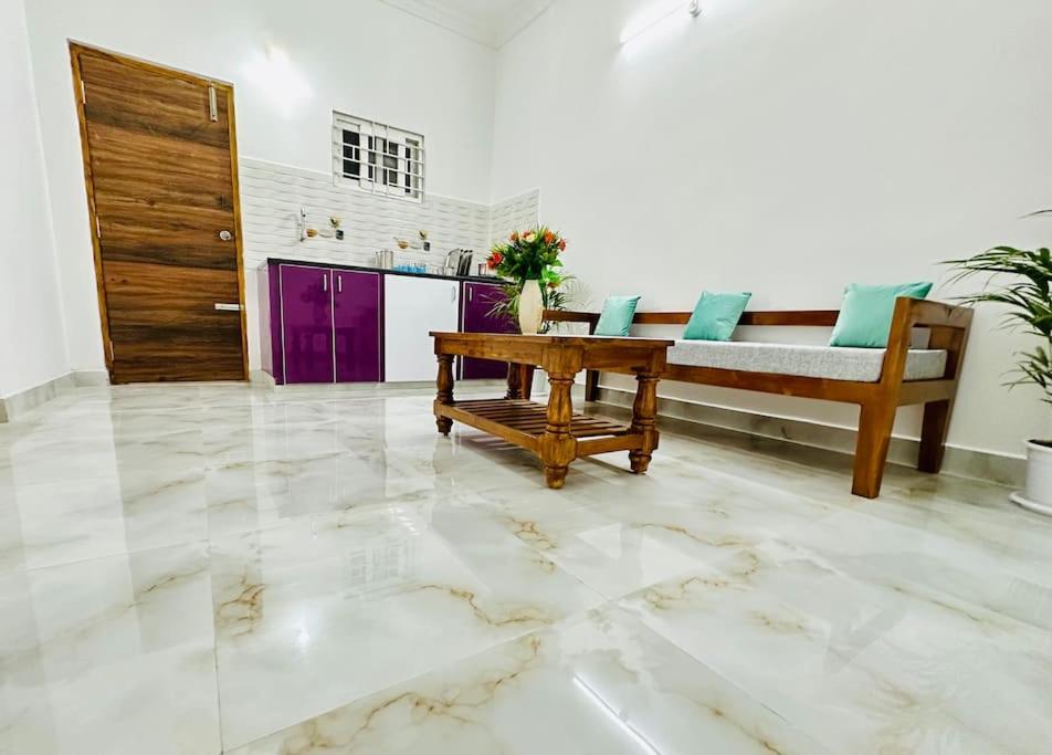 Tirupati Homestay - Shilparamam - Luxury Ac Apartments By Stayflexi - Fast Wifi, Kitchen, Android Tv - Walk To Ps4 Pure Veg Restaurant - Easy Access To Airport, Railway Station And To All Temples Exteriér fotografie